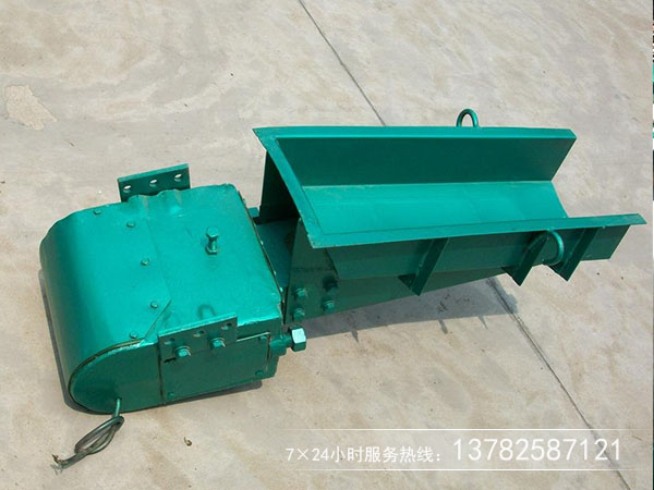 電磁式振動給料機(jī)